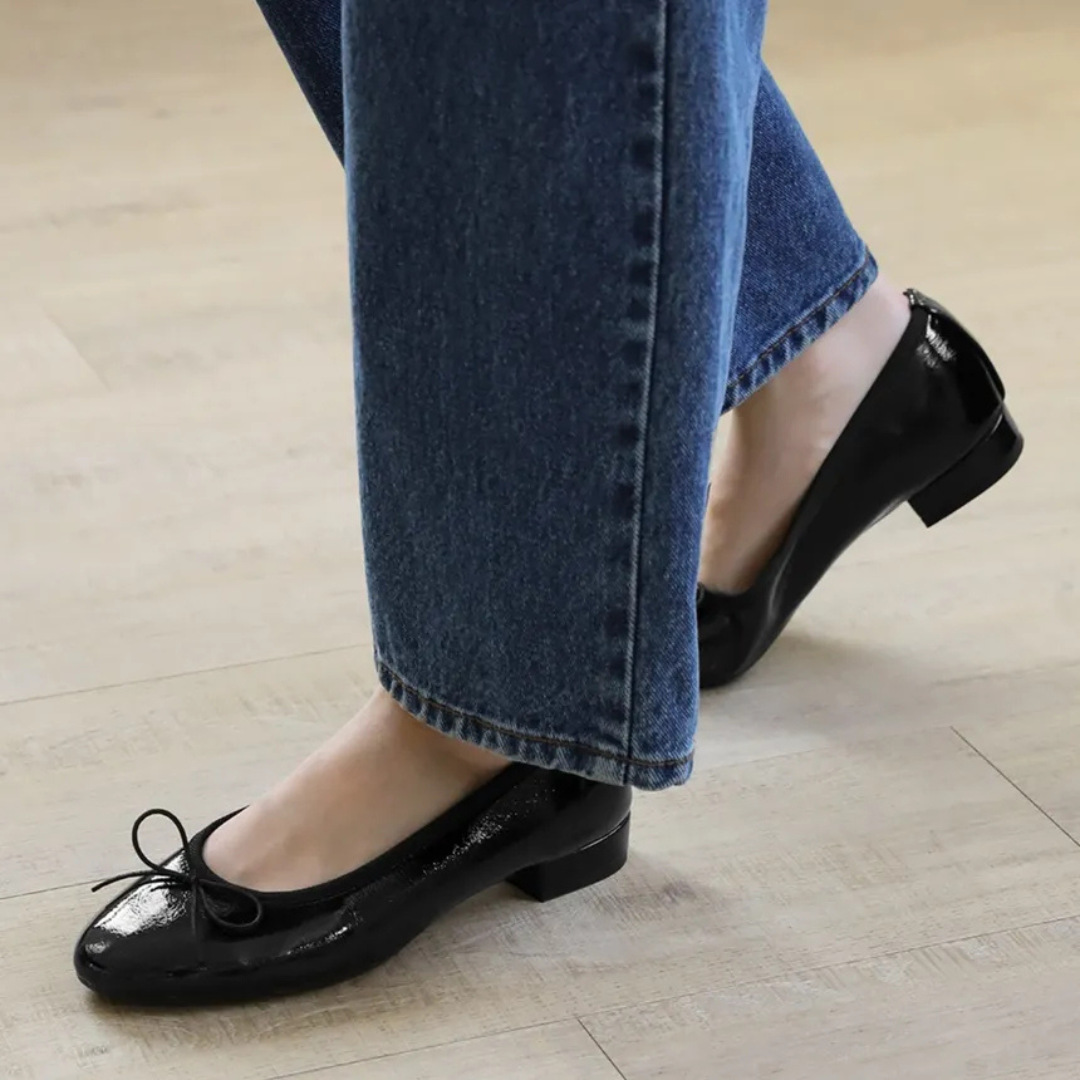 Sappun Lovellie Enamel Ribbon Flats (2cm)