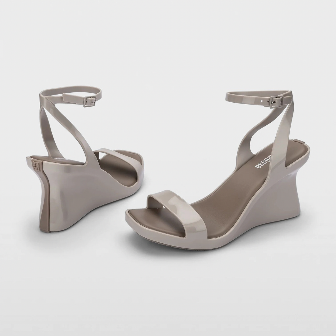 Melissa Celinna AD