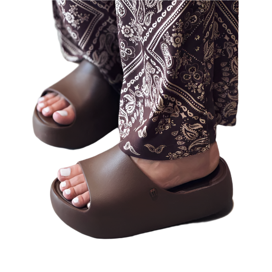 Melissa Free Platform Slide AD