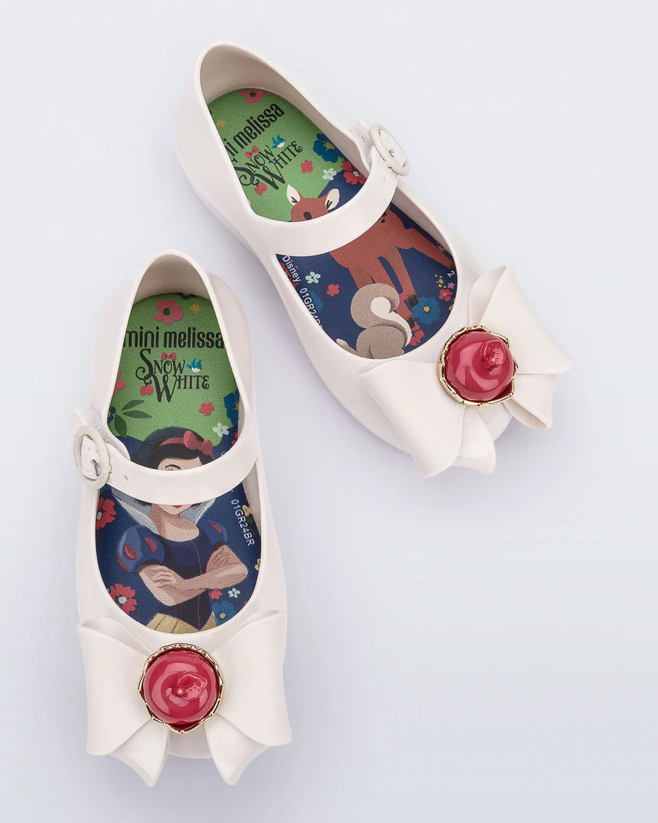 Mini Melissa Sweet Love + Snow White BB