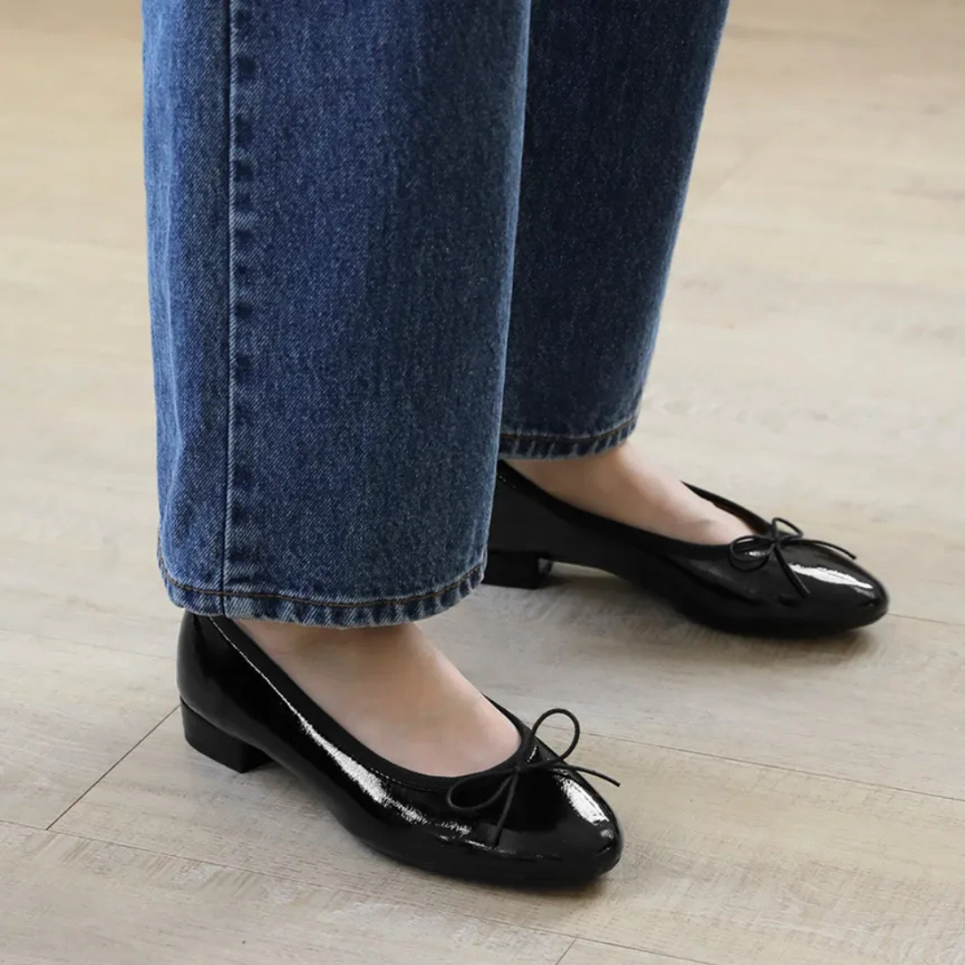 Sappun Lovellie Enamel Ribbon Flats (2cm)