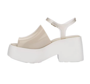 Melissa Pose Ad White Beige