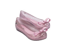 Load image into Gallery viewer, Mini Melissa Ultragirl Bow INF Pink
