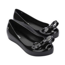 Load image into Gallery viewer, Mini Melissa Ultragirl Bow INF Black
