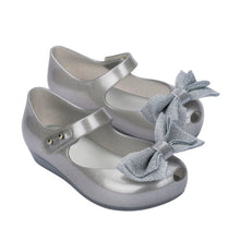 Load image into Gallery viewer, Mini Melissa Ultragirl Sweet XII Bb Pearly Silver
