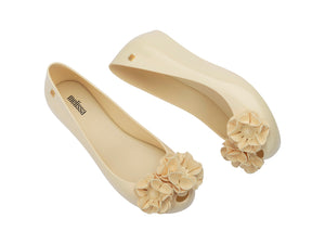 Melissa Ultragirl Springtime Ad Beige