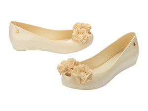 Melissa Ultragirl Springtime Ad Beige