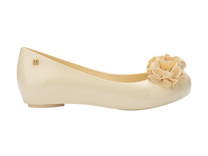 Melissa Ultragirl Springtime Ad Beige