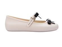 Load image into Gallery viewer, Melissa Soft Ballerina Bow Ad Beige Black
