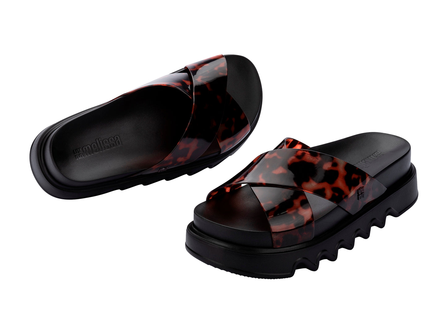 Melissa Cozy Cross Platform AD