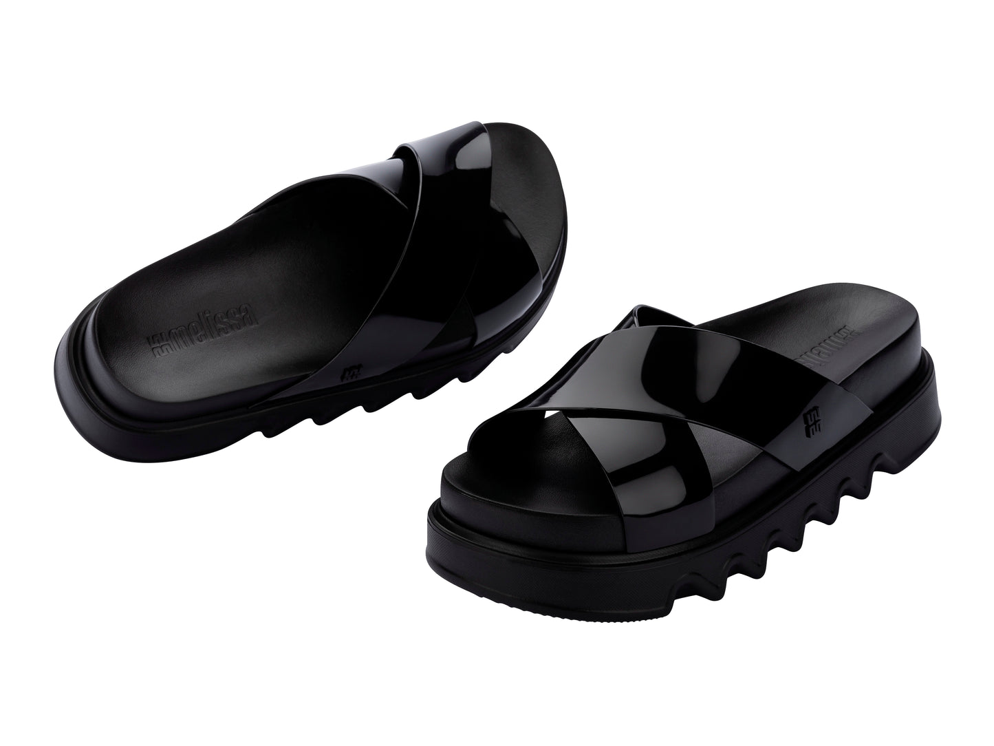 Melissa Cozy Cross Platform AD