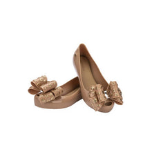 Load image into Gallery viewer, Mini Melissa Ultragirl Sweet X INF Beige Gold
