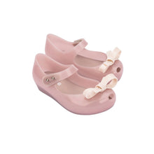 Load image into Gallery viewer, Mini Melissa Ultragirl Bow IV BB Beige
