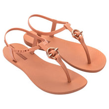 Load image into Gallery viewer, Ipanema Class Belt Sandal Fem Brown/Brown
