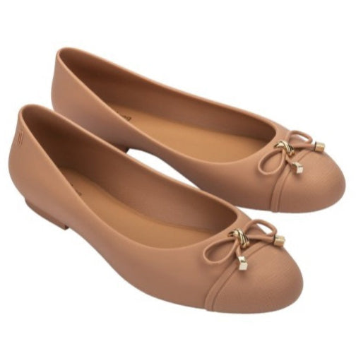 Melissa Doll V AD